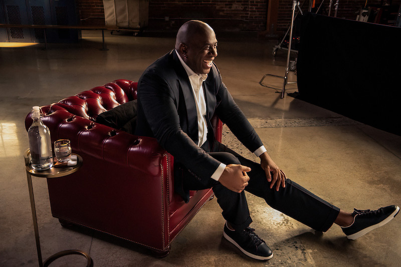 Críticas: Crítica de “Me dicen Magic” (“They Call Me Magic”), serie  documental sobre Earvin “Magic” Johnson (Apple TV+) - Otros Cines
