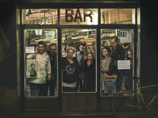 Críticas: Crítica de "El bar", de Alex de la Iglesia ...