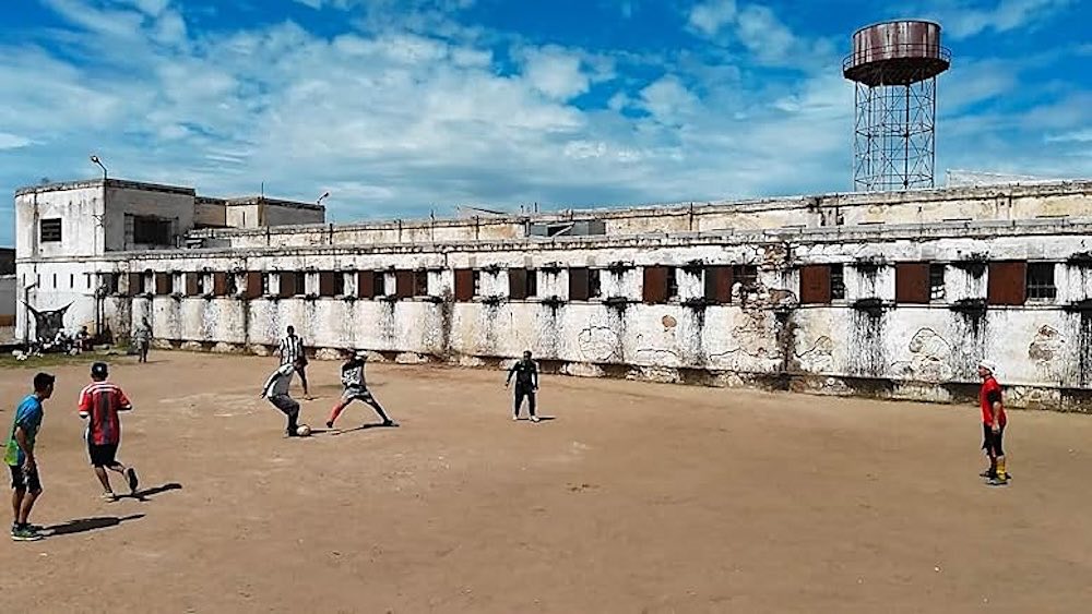 Plata o mierda 2 Plata o mierda 2